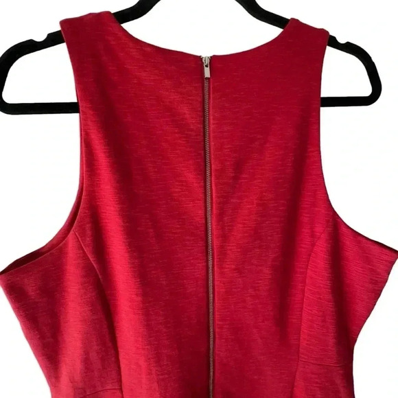 BANANA REPUBLIC | NWOT | SLEEVELESS PONTE KNIT FLOUNCE HEM DRESS | SIZE: 10 - Picture 6 of 8